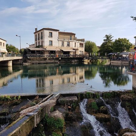 Curcumas Villa LʼIsle-sur-la-Sorgue Buitenkant foto